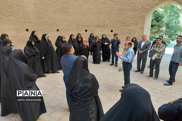برگزاری اردوی آموزشی تفریحی ری‌گردی همکاران حوزه معاونت پرورشی مدارس آموزش‌‌وپرورش ناحیه دو شهرری
