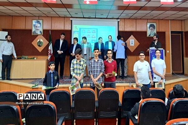 تقدیر از پژوهشگران شهرستان پاکدشت