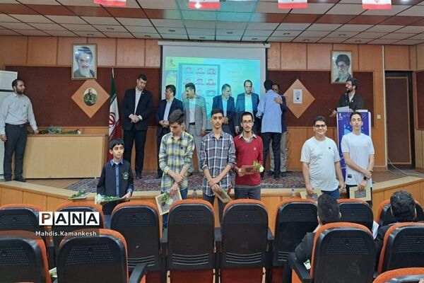 تقدیر از پژوهشگران شهرستان پاکدشت
