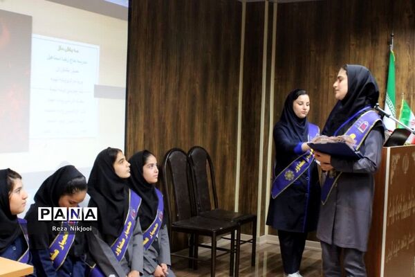 همایش همیاران مشاوره مدارس ناحیه یک بهارستان