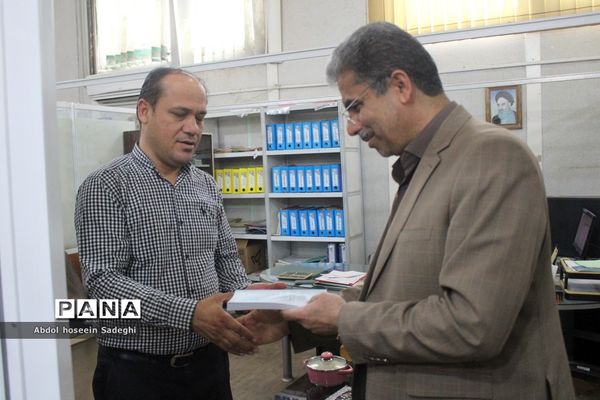 بازدید معاون پرورشی و فرهنگی اداره کل آموزش و پرورش استان بوشهر از سازمان دانش‌آموزی استان