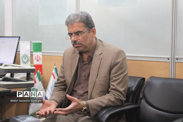 بازدید معاون پرورشی و فرهنگی اداره کل آموزش و پرورش استان بوشهر از سازمان دانش‌آموزی استان