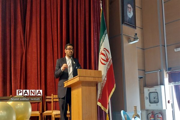 برگزاری همایش تقدیر از برگزیدگان جشنواره‌های  فرهنگی و هنری