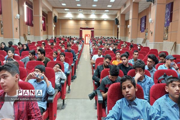 برگزاری همایش تقدیر از برگزیدگان جشنواره‌های  فرهنگی و هنری