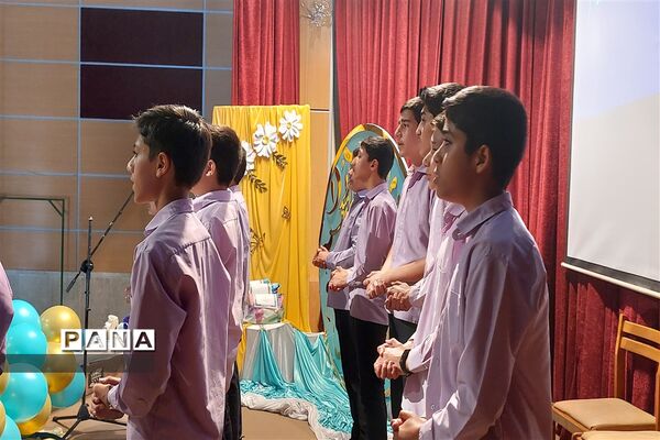 برگزاری همایش تقدیر از برگزیدگان جشنواره‌های  فرهنگی و هنری