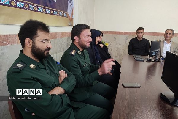 برگزاری هیات اندیشه‌ورز بسیج فرهنگیان در مرکز استعدادهای درخشان شهید بهشتی رودهن