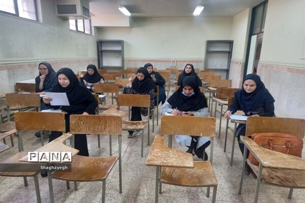 جلسه به روز رسانی و فعال‌سازی اکسل داوری مرحله مدرسه‌ای در دبیرستان عدالت شهر جوادآباد
