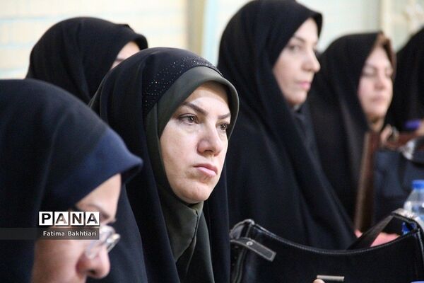 جلسه هم‌اندیشی مدیران مدارس نمونه‌دولتی شهرستان‌های استان تهران در ناحیه یک شهرری