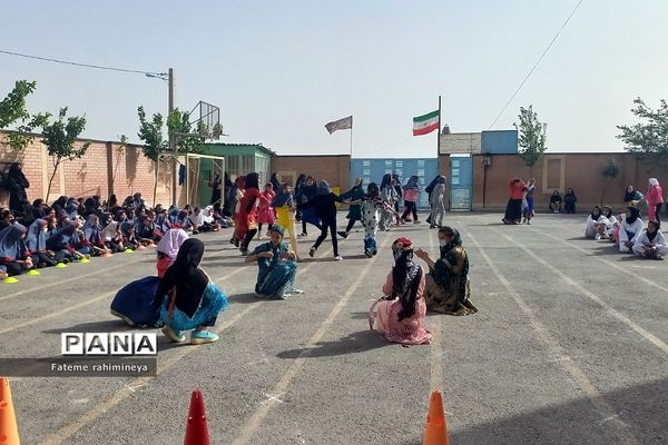 اختتامیه المپیاد ورزشی درون مدرسه‌ای در مدرسه حضرت خدیجه(س) رودهن