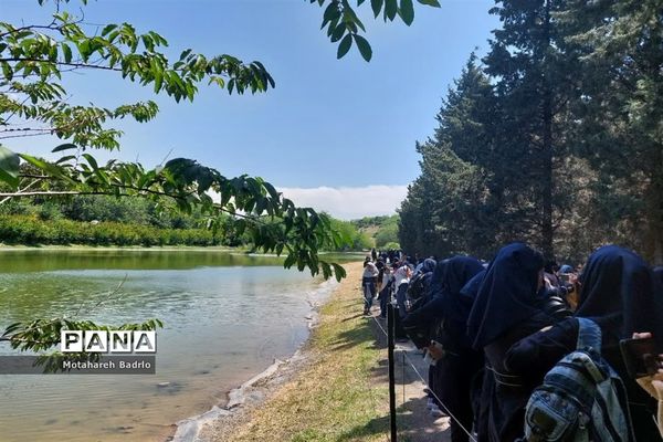 بازدید دانش‌آموزان آموزشگاه فرزانگان اسلامشهر از باغ گیاه‌شناسی ملی ایران