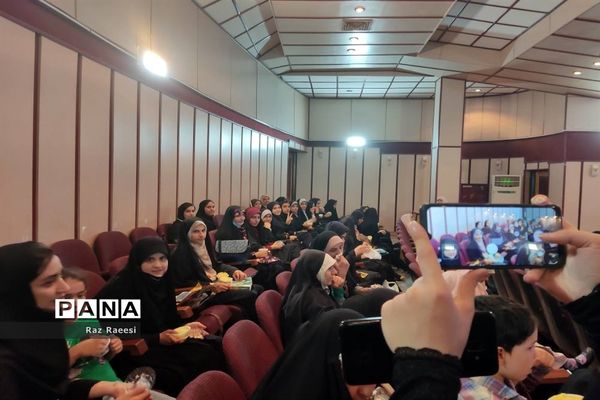 برگزاری مسابقات قرآن، عترت و نماز مرحله استانی در شیراز