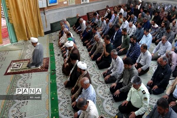 برگزاری نماز جمعه در شهر جوادآباد