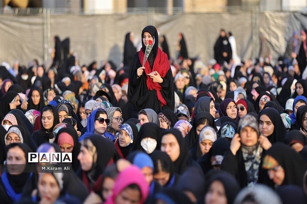 گردهمایی دختران دانشجوی سراسر کشور در قم