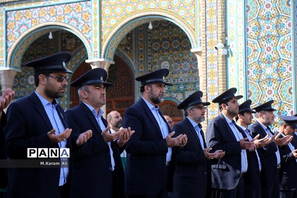 ِآیین جاروکشی حرم کریمه اهل بیت(س)