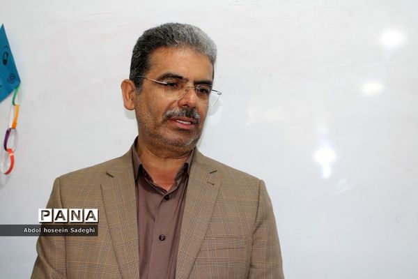 بازدید معاون پرورشی و فرهنگی اداره‌کل آموزش و پرورش استان بوشهر از مسابقات قرآن خواهران فرهنگی