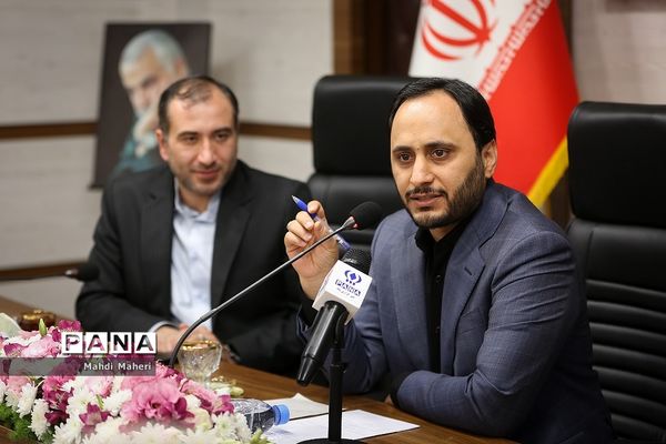 بازدید سخنگوی دولت از خبرگزاری پانا