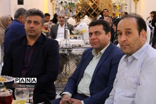 تجلیل از بازنشستگان منطقه ناحیه یک بهارستان