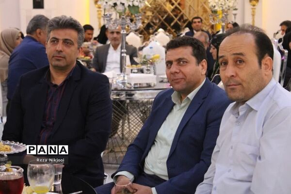 تجلیل از بازنشستگان منطقه ناحیه یک بهارستان