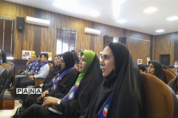 مراسم گرامیداشت سالروز تاسیس سازمان دانش‌آموزی در بندرعباس
