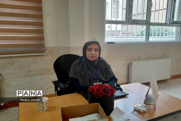 جشنواره خوارزمی در دبیرستان استعدادهای درخشان شهدای مدافع حرم ملارد
