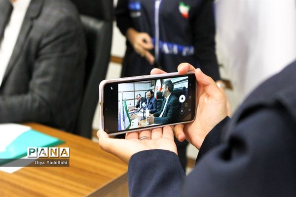 نشست صمیمانه خبرنگاران پانا با سخنگوی هیات دولت