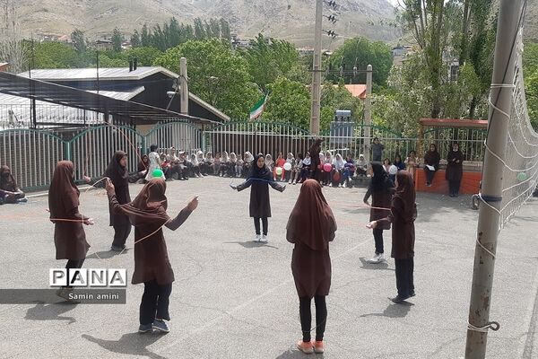 اختتامیه المپیاد ورزشی درون مدرسه‌ای در مدرسه سادات رودهن