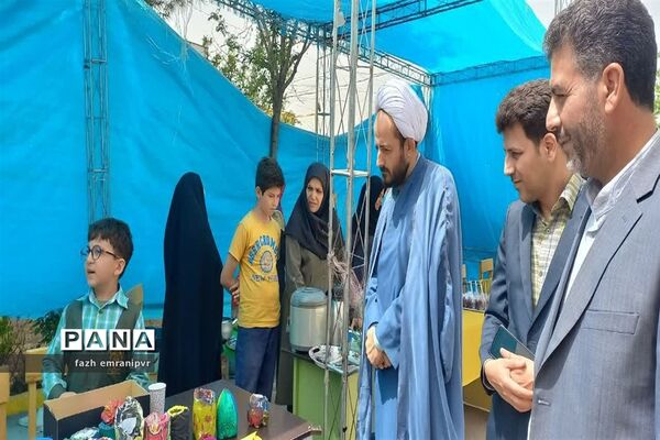برپایی نمایشگاه فعالیت‌های مهارت‌محور و تربیت‌محور در قزوین