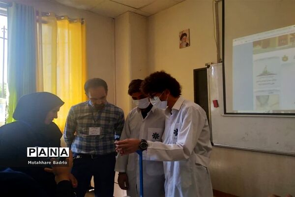 اجرای جشنواره خوارزمی محورآزمایشگاه درآموزشگاه فرزانگان اسلامشهر