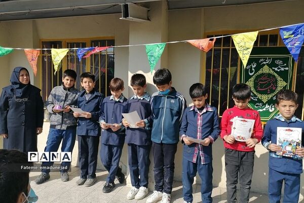 تقدیر از دانش‌آموزان برتر در مدارس رودهن در آخرین روزهای سال تحصیلی