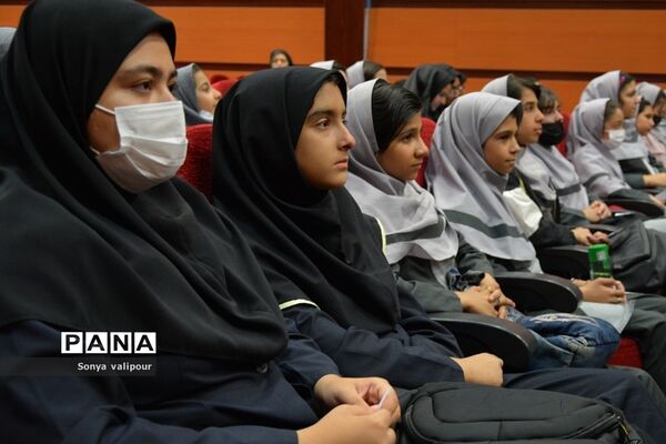 برگزاری جشن بزرگ روز دختر به‌مناسبت ولادت حضرت معصومه(س) در ناحیه 2 بهارستان