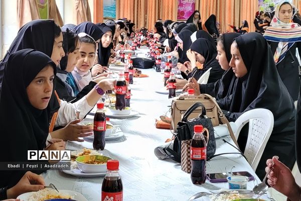 دانش‌آموزان زیارت اولی آذربایجان غربی در مشهد مقدس