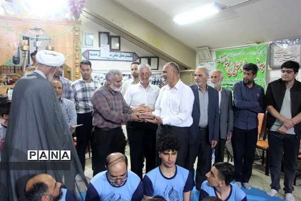 مراسم تجلیل از هیات زورخانه و کشتی پهلوانی شهرستان برخوار