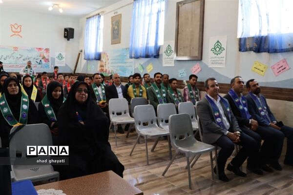 بازدید رئیس سازمان دانش‌آموزی استان خراسان رضوی از تشکیلات شهرستان رشتخوار