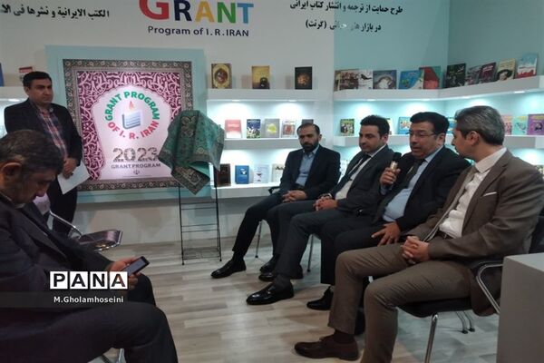 رونمایی از دو کتاب برگزیده توسط سفیران لبنان و سوریه