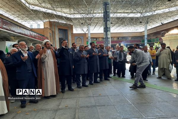 اهدای ۱۶۰۰ متر فرش دستباف به حرم حضرت معصومه (س)