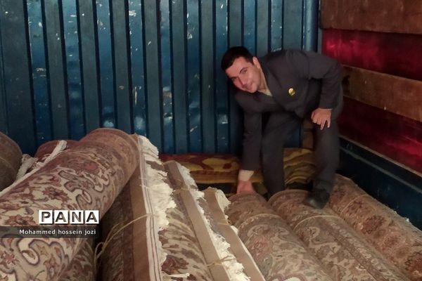 اهدای ۱۶۰۰ متر فرش دستباف به حرم حضرت معصومه (س)