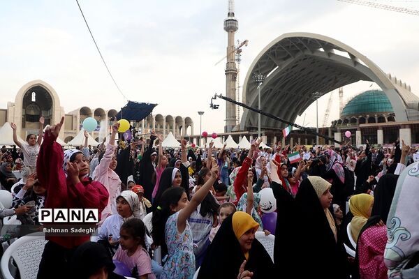 جشن بزرگ «دختر ماه »