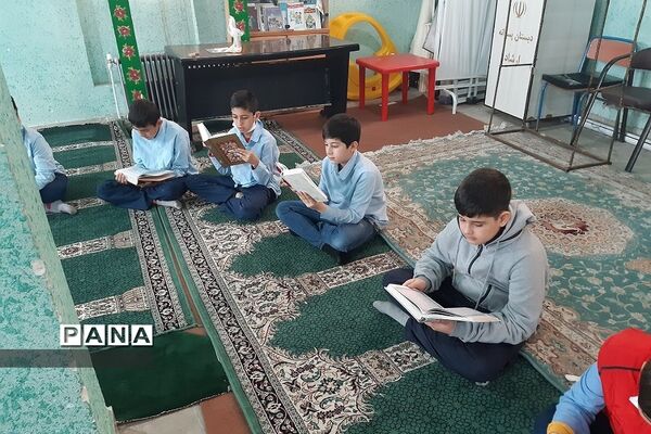 آخرین محفل انس با قرِآن در دبستان سما یک‌ و ارشاد رودهن