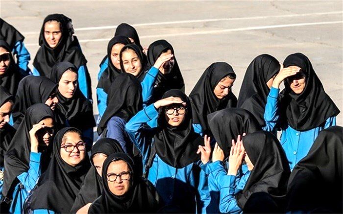 نقش مدرسه در جامعه‌پذیری دختران چیست