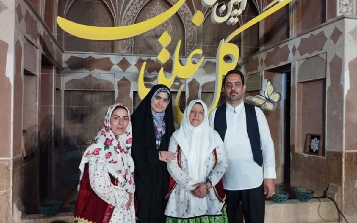 آئین ملی گل غلتان در خانه  تاریخی آل یاسین در کاشان برگزار شد