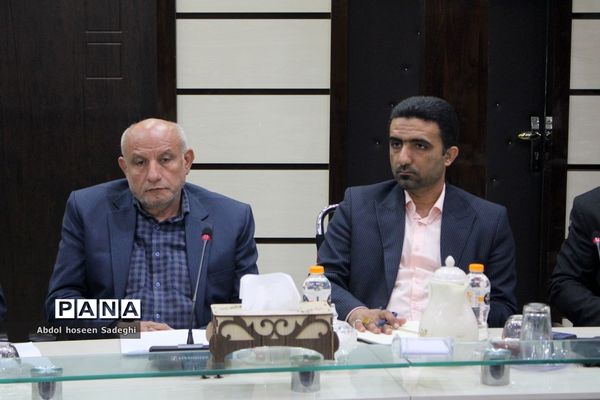 جلسه شورای معاونان آموزش و پرورش استان بوشهر