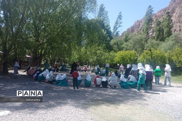 اردوی دانش‌آموزی دبستان دخترانه پروین اعتصامی شهرستان فیروزکوه