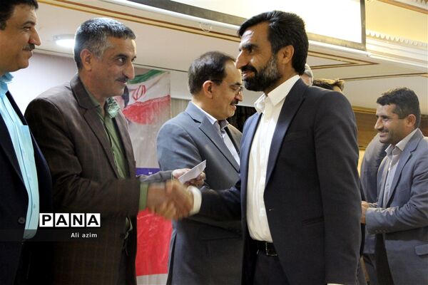 گرامیداشت سالروز تأسیس سازمان دانش‌آموزی در استان یزد