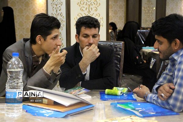 گرامیداشت سالروز تأسیس سازمان دانش‌آموزی در استان یزد