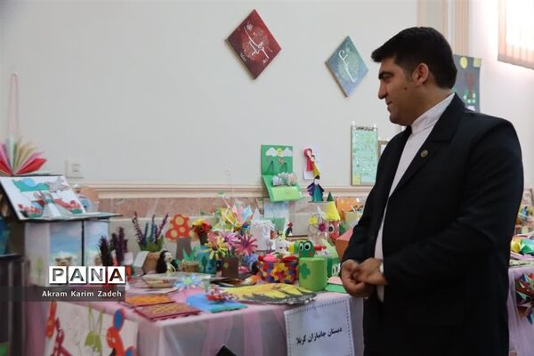 نمایشگاه دست‌سازه‌های دانش‌آموزان شهرستان اسلامشهرمبتنی برمحتوای مجلات رشد