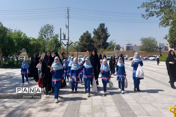 جشنواره مادر و دختری مدارس غیردولتی تمام نواحی مشهد‌الرضا