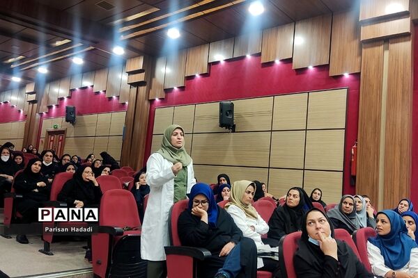برگزاری دوره توانمندسازی مراقبان سلامت در اردوگاه شهید منتظری شهریار