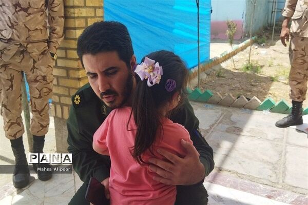 برگزاری جشن روز دختر در سالن ورزشی هفت تیر شهرستان قرچک