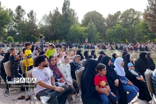 بازدید از آرامگاه حکیم ابوالقاسم فردوسی