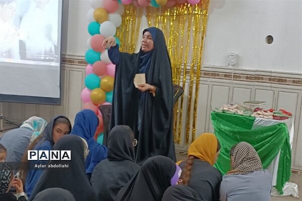 برگزاری مراسم ولادت حضرت معصومه در شهرستان قرچک
